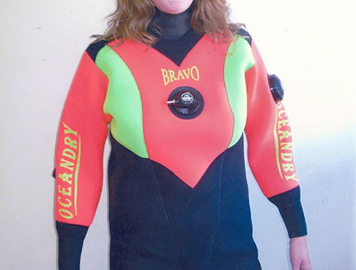 best-drysuit-for-diving